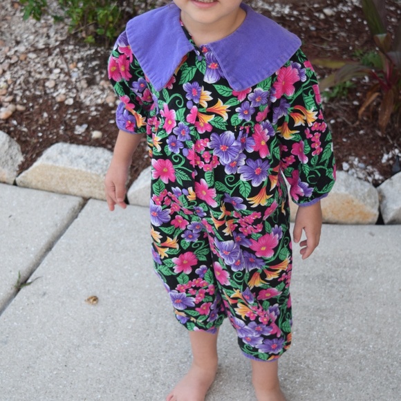 Vintage Other - Vintage Baby Beluga Girls Floral Romper 24 Months